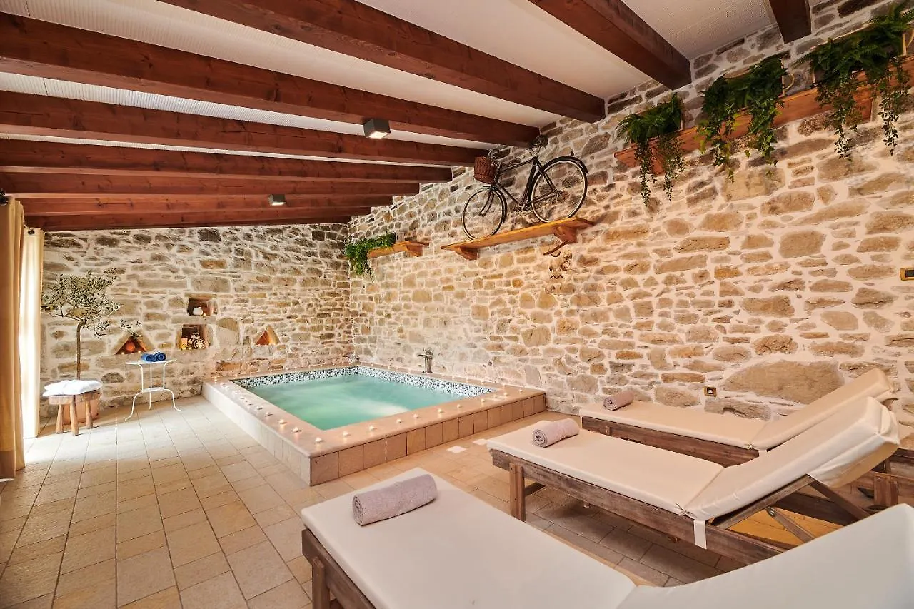 Lovely Rustic Villa Katarina With 2 Pools Gracisce 0*,