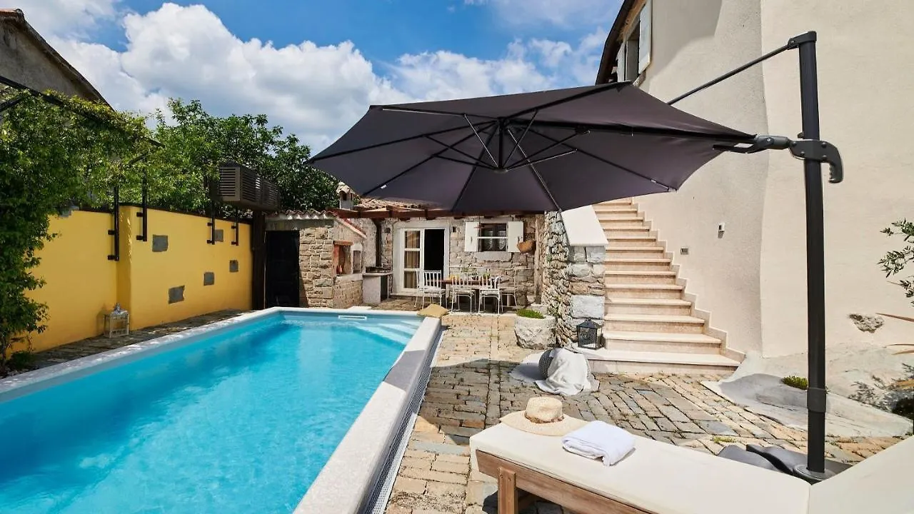 Lovely Rustic Villa Katarina With 2 Pools Gracisce