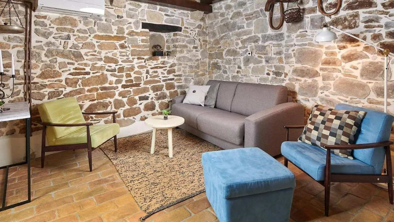 Lovely Rustic Villa Katarina With 2 Pools Gracisce